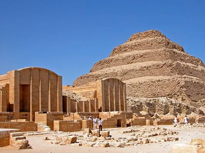 Giza Pyramids, Sakkara